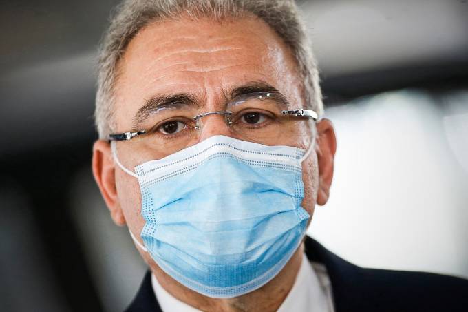 Ministro da Saúde Marcelo Queiroga é diagnosticado com covid-19 em NY