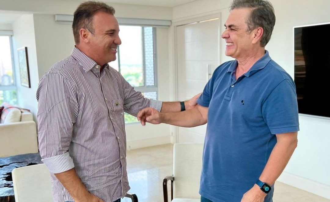 Encontro entre Cássio e presidente do PTB aproxima Pedro de Bolsonaro